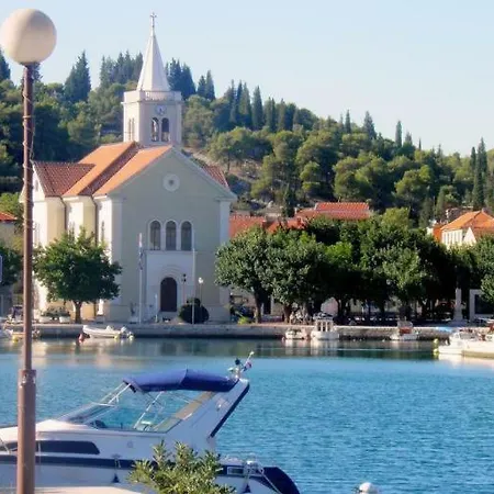 Apartman Ruzica Apartment